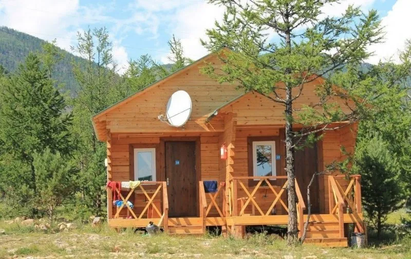 Деревянные домики для отдыхающих