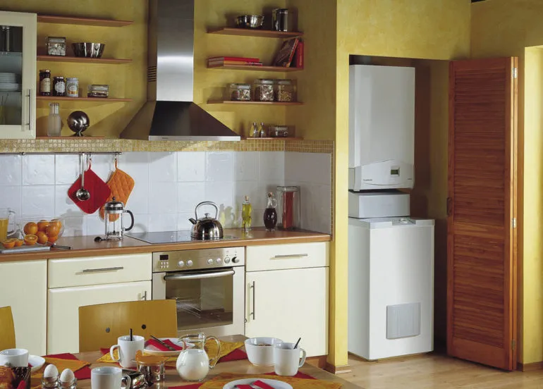 В большой кухне можно разместить и напольный газовый котел, если требуется отапливать помещения значительной площади