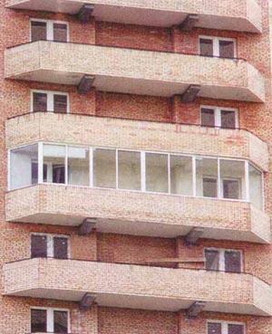 Как застеклить балкон в соответствии с законом.