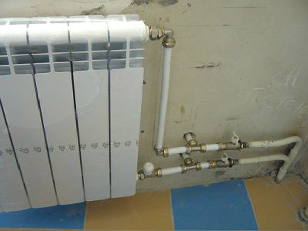  Установка радиатора отопления на балкона может быть связана с серьезными проблемами