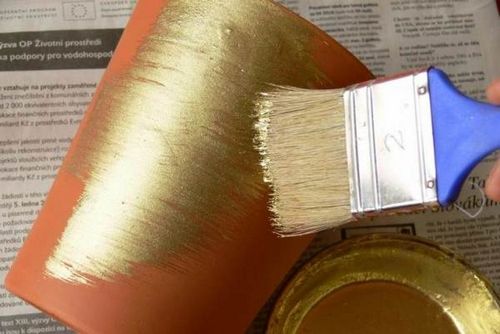Бронзовая краска для дерева, металла: инструкция по окраске своими руками, видео и фото
