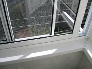 Балконный блок – отличный вариант остекления с высокой прочностью и умеренной ценой