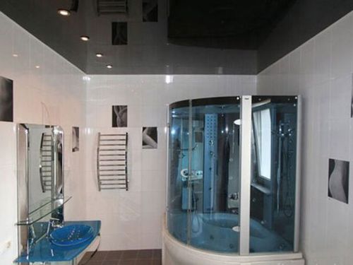 Черный натяжной потолок в ванной - преимущества и примеры