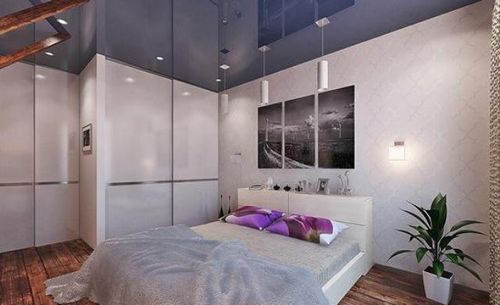 Дизайн натяжных потолков в спальне - фото различных вариантов