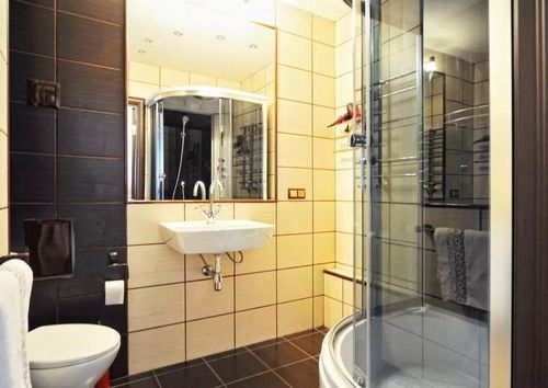 Дизайн ванной комнаты с душевой кабиной: 15 фото