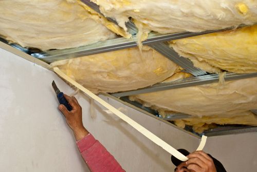 Как утеплить потолок минеральной ватой