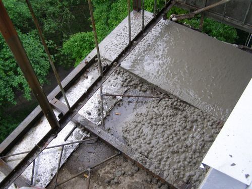 Как залить пол на балконе - пошаговая инструкция!