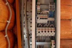 Какое напряжение в доме в сети переменного тока: техника безопасности и техническое обслуживание