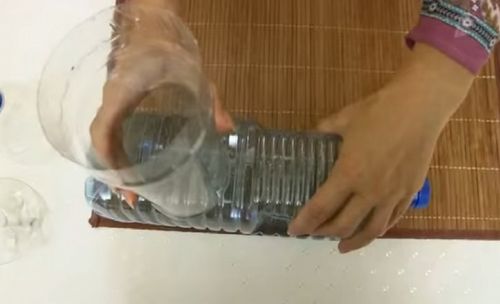 Кормушки из пластиковых бутылок + видео