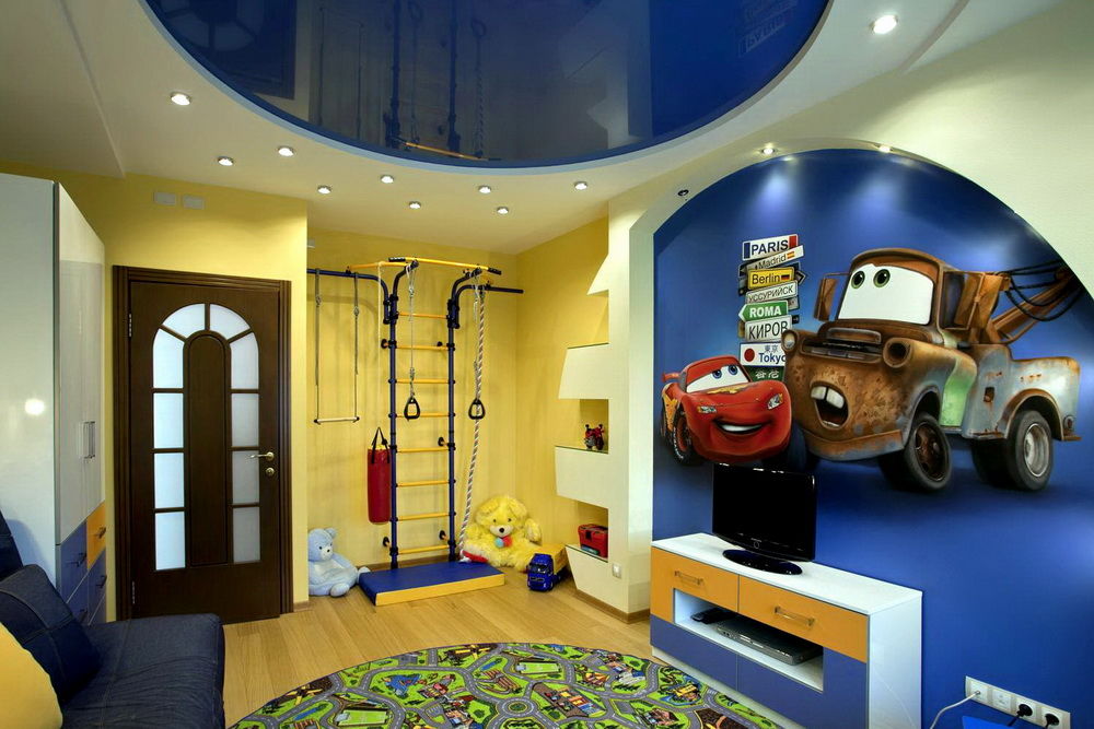 Натяжной потолок в детскую комнату: особенности выбора