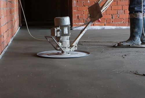 Оборудование для стяжки пола: сухой и полусухой, машина для устройства бетонных покрытий