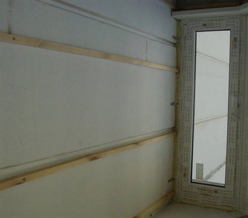 Обшивка балкона вагонкой деревянной: пошаговая видео-инструкция по монтажу своими руками, технология, порядок отделки, цена, фото