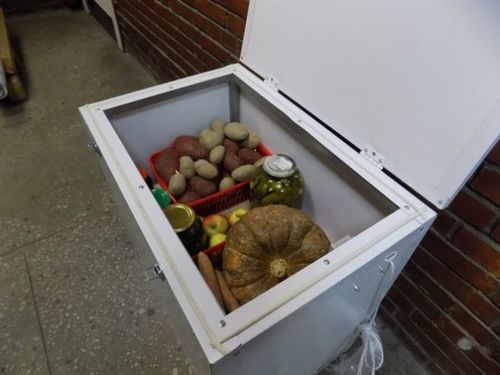 Погребок на балкон для хранения овощей своими руками: видео, фото