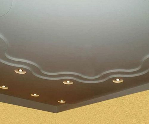 потолки из гипсокартона фото для гостиной примеры