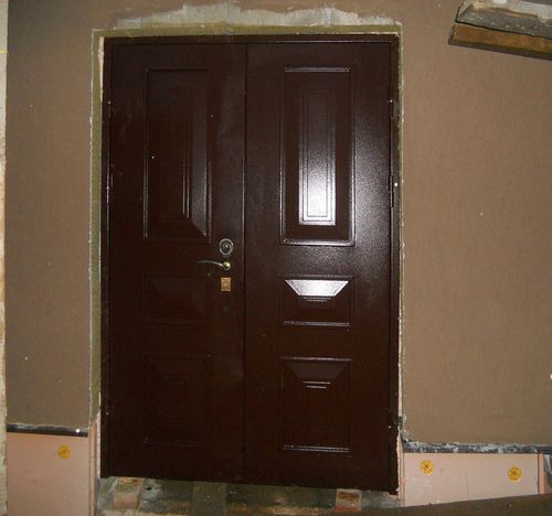 Размеры входных металлических дверей с коробкой: стандартные габариты железных дверей квартиры и частного дома, стандарт для китайских моделей, какие бывают
