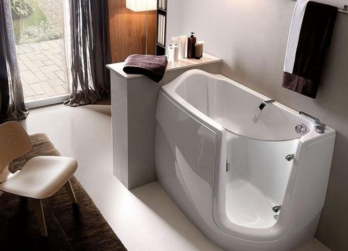 Сидячая ванна: для маленьких ванных комнат размер, фото и длина душа, чугунные и акриловые