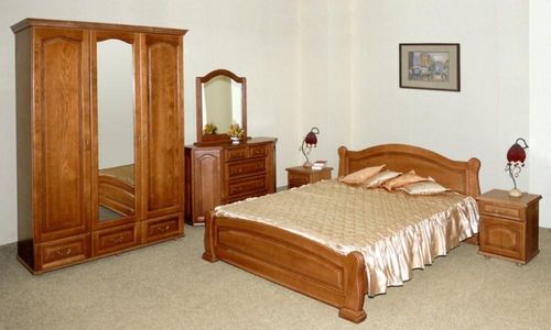 Спальни из натурального дерева: под дерево пол, мебель и отделка, фото гарнитуров, 3 деревянных интерьера