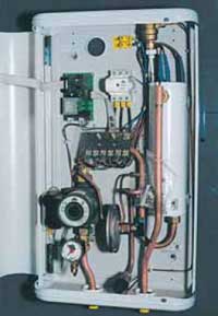 Проточный водонагреватель компактен, но требует устойчивой работы электросети