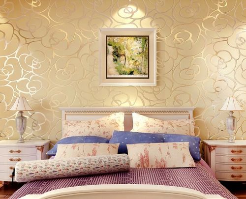 Дизайн обоев для спальни: поклейка покрытий в маленьком помещении, сочетание двух видов, видео, фото