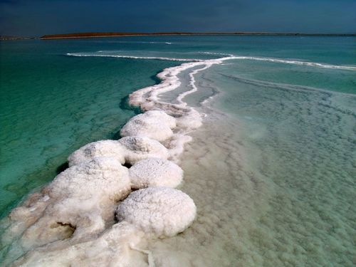 Бассейн с морской водой