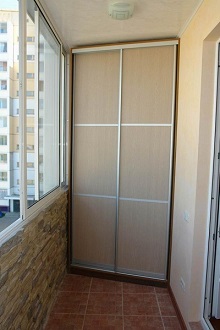 Как сделать угловой шкаф на балкон или лоджию с фото