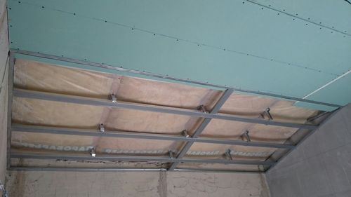 Какой сделать потолок на даче