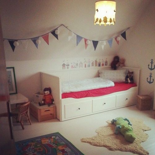 Красивые детские комнаты: 15 фото