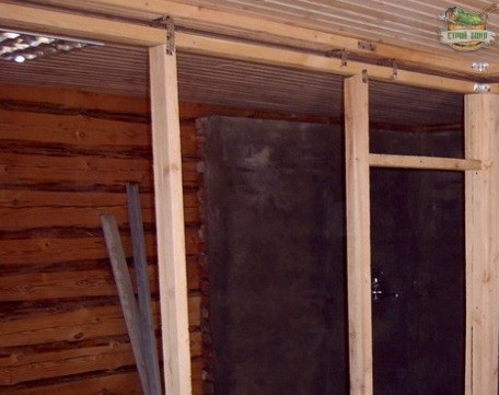 Строительство каркасной перегородки в бане-срубе: порядок работ